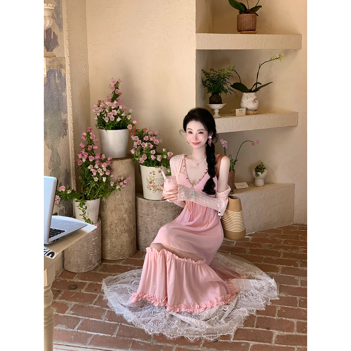 Вязаный кардиган Syqiao розового цвета с бахромой, в стиле клубничного молочного крема, с V-образным вырезом, длинными рукавами, укороченный, милый стиль
Вязаный кардиган Syqiao розового цвета с бахромой, в стиле клубничного молочного крема, с V-образным вырезом, длинными рукавами, укороченный, милый стиль