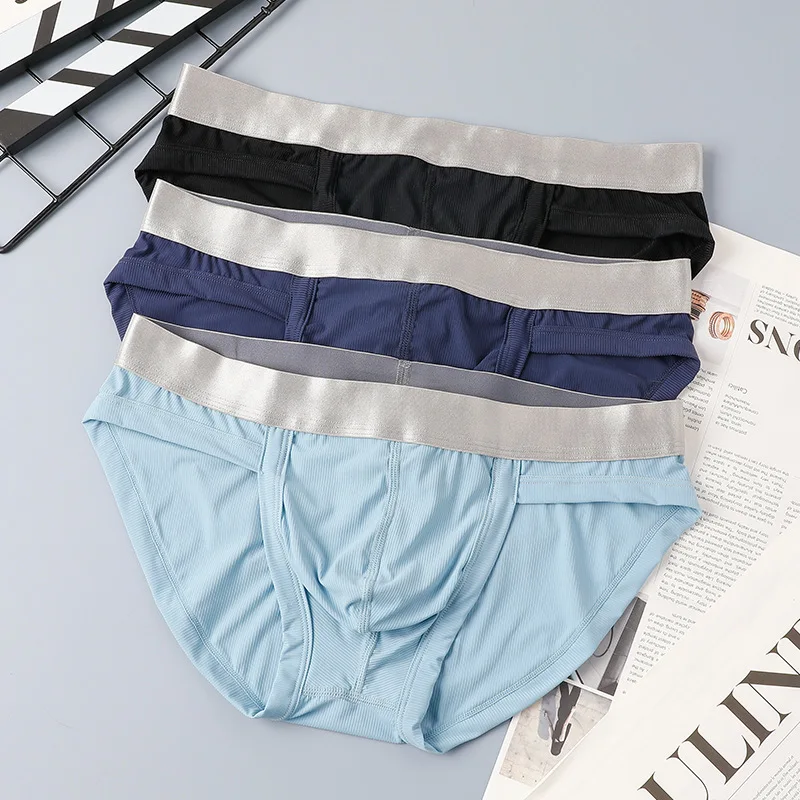 Men Sexy Bulge Pouch Underwear Breathable Ice Silk Briefs Underpants Soft Elastic Knickers Lingerie Male Cooling Pocket Panties
Men Sexy Bulge Pouch Underwear Breathable Ice Silk Briefs Underpants Soft Elastic Knickers Lingerie Male Cooling Pocket Panties