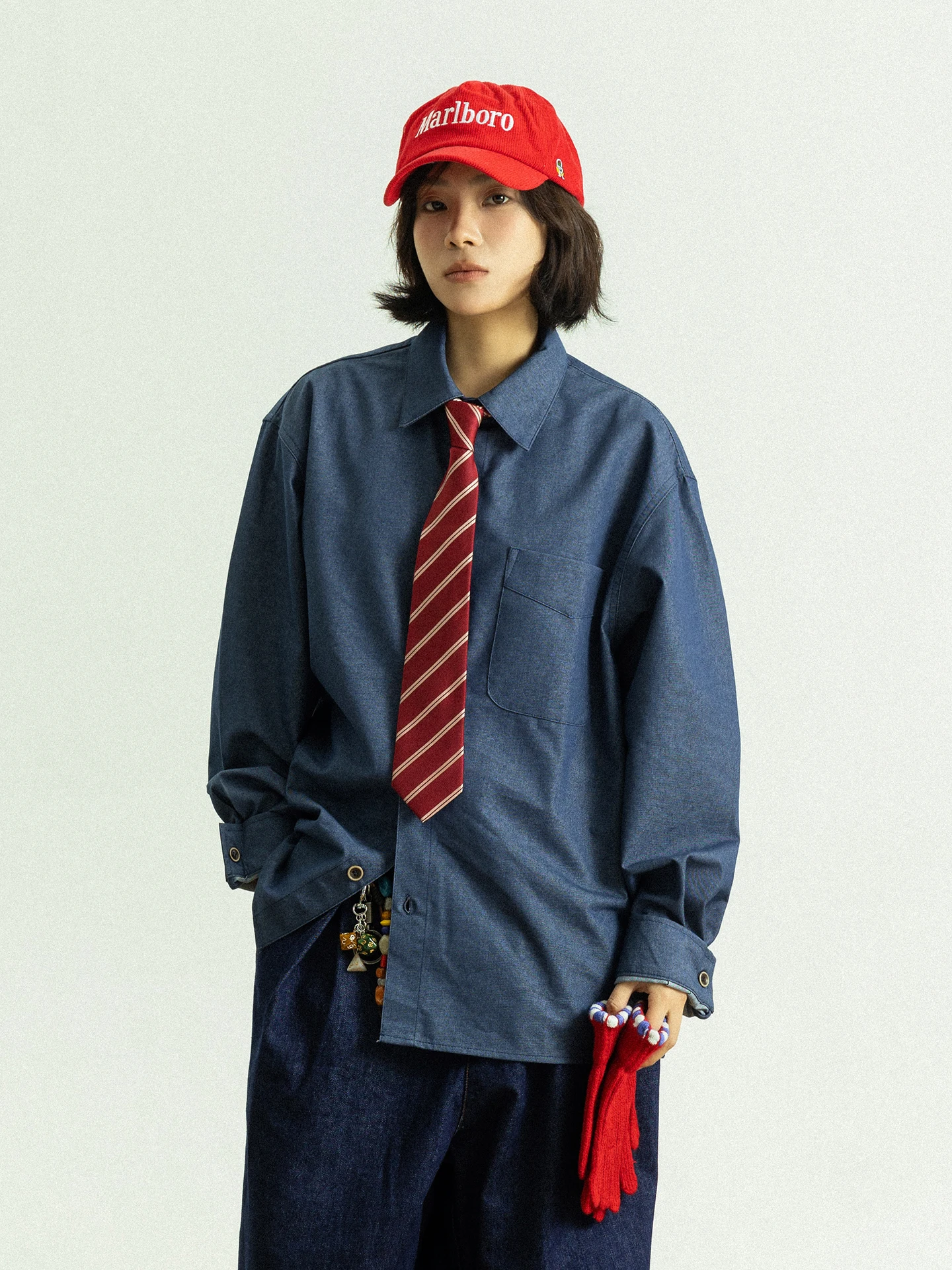 Винтажное пальто GoodNorth из хлопка, свободного кроя, синее, с длинными рукавами, на пуговицах, для мужчин и женщин, весенняя классика
Винтажное пальто GoodNorth из хлопка, свободного кроя, синее, с длинными рукавами, на пуговицах, для мужчин и женщин, весенняя классика