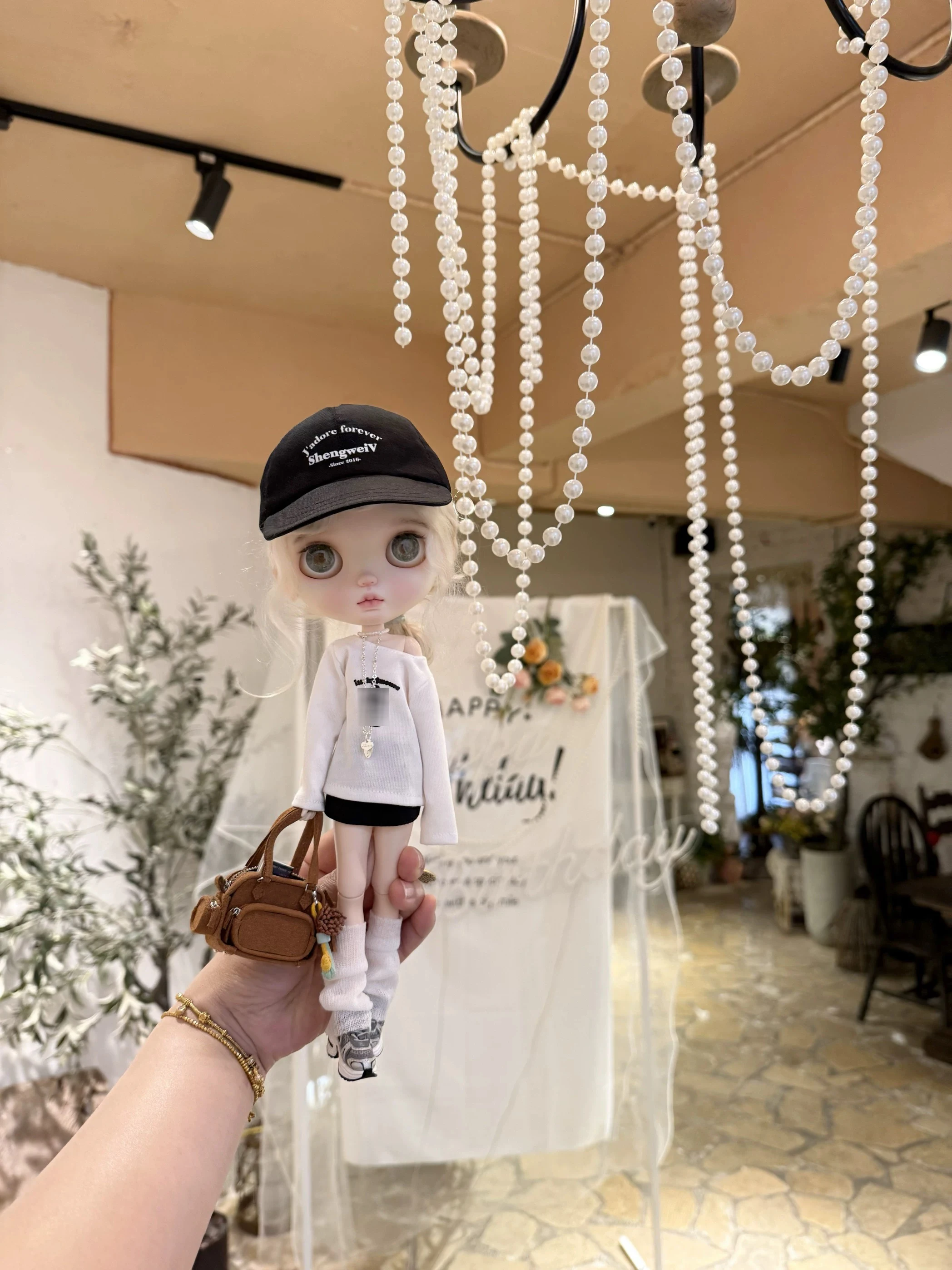 30cm Blyth Doll Clothe Parts Fashion Casual Cartoon Long-sleeved T-shirt+Short Skirt+Necklace Set For 19-joint Blyth Doll OB24
30cm Blyth Doll Clothe Parts Fashion Casual Cartoon Long-sleeved T-shirt+Short Skirt+Necklace Set For 19-joint Blyth Doll OB24