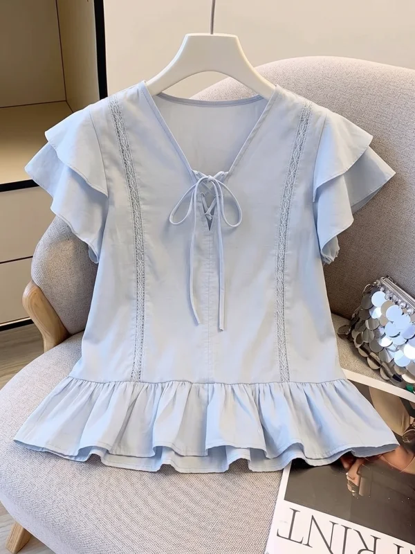 Light Blue Short Sleeve V-Neck Puffy Shirt Women's Fashion Korean Style Commute Wind Loose Fit Summer New Arrival
Light Blue Short Sleeve V-Neck Puffy Shirt Women's Fashion Korean Style Commute Wind Loose Fit Summer New Arrival