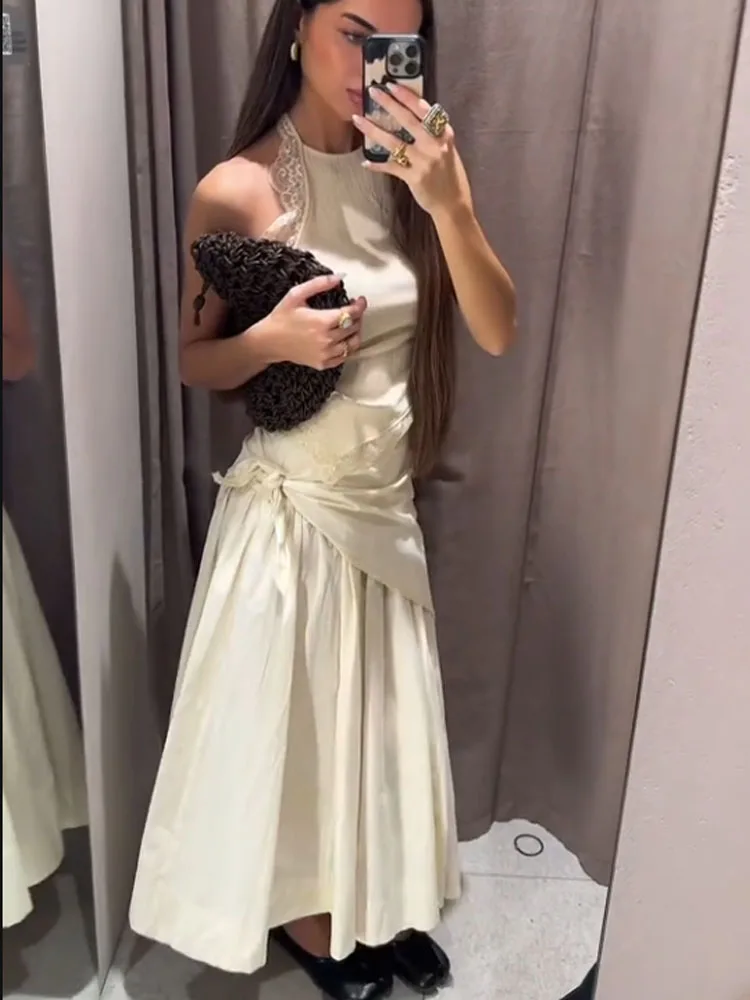 HH Women Spring Fashion Fluffy Scarf Decoration Skirt High Street Female Pleated Side Zipper Casual Commuting Solid Midi Skirt
HH Women Spring Fashion Fluffy Scarf Decoration Skirt High Street Female Pleated Side Zipper Casual Commuting Solid Midi Skirt