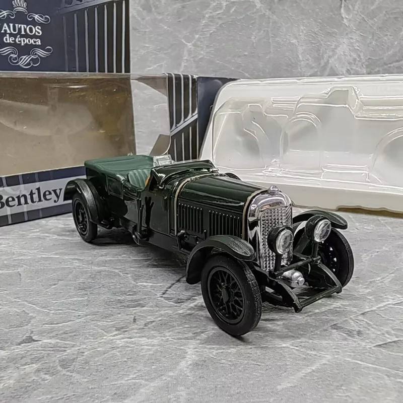 1/43 1929 Speed Six Alloy Classic Old Car Model Diecast Metal Roadster Vehicles Retro Vintage Car Model Simulation Kids Toy Gift
1/43 1929 Speed Six Alloy Classic Old Car Model Diecast Metal Roadster Vehicles Retro Vintage Car Model Simulation Kids Toy Gift