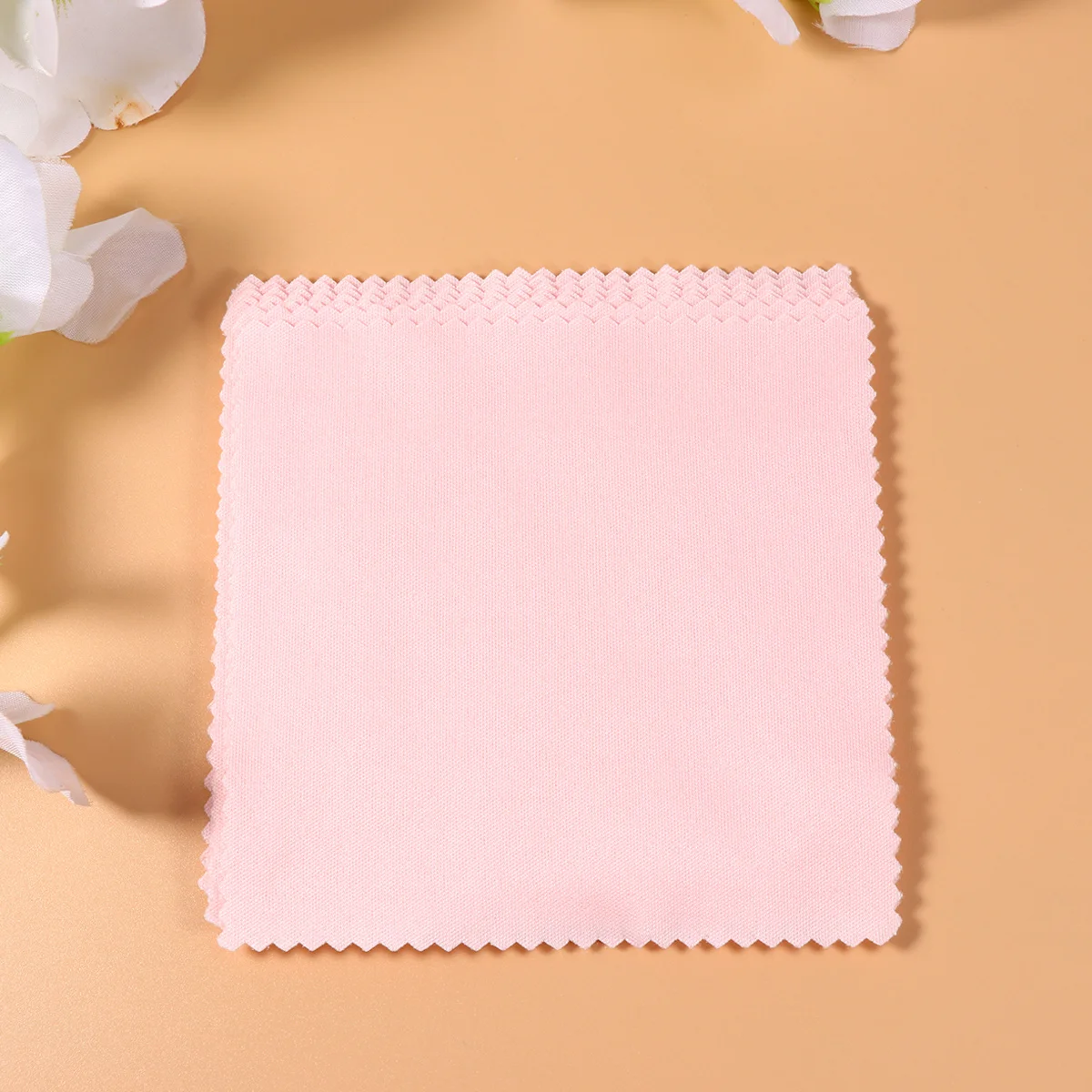 80pcs Microfiber Cleaning Cloth For Eyeglasses Sunglasses Camera Lens Screen Portable Oil Dust Resistant Tool Pink 
80pcs Microfiber Cleaning Cloth For Eyeglasses Sunglasses Camera Lens Screen Portable Oil Dust Resistant Tool Pink