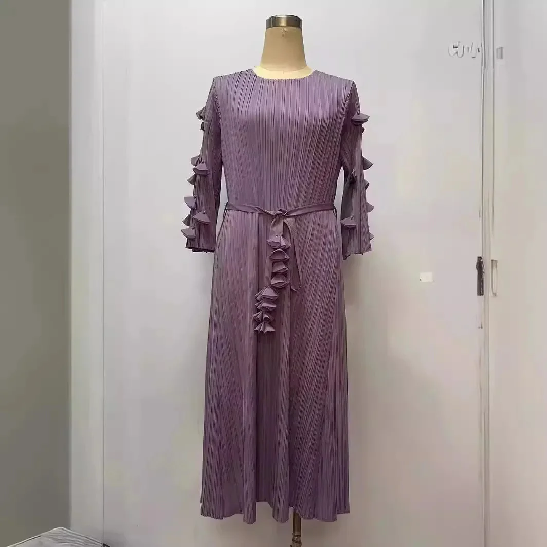 Женские платья Miyake Плиссированное модное эластичное платье с круглым вырезом на шнуровке
Женские платья Miyake Плиссированное модное эластичное платье с круглым вырезом на шнуровке