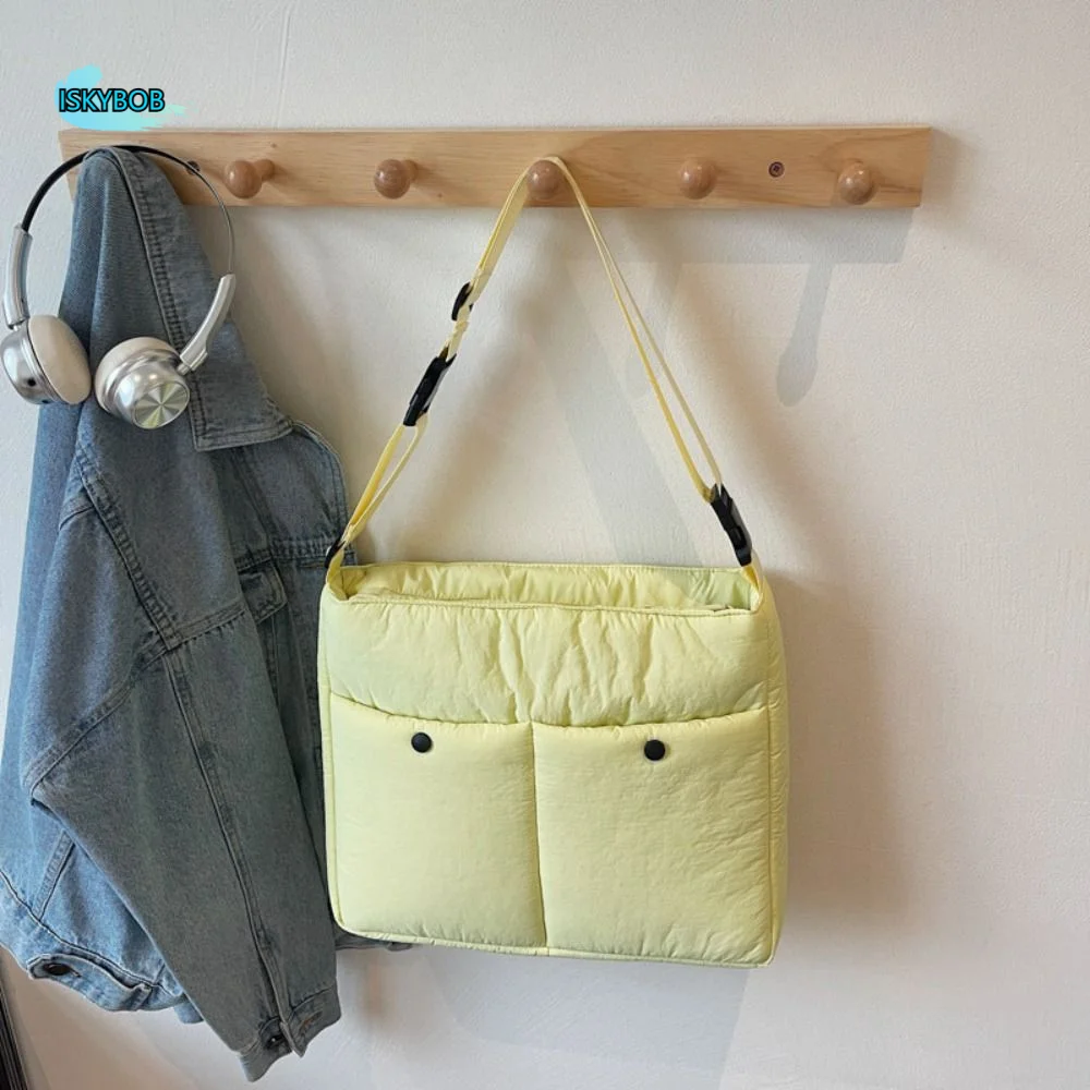 Temperament Down Space Cotton Crossbody Bag Tote Bag Solid Color Korean Shoulder Bag Large Capacity Square Bag Laptop Bag Girls
Temperament Down Space Cotton Crossbody Bag Tote Bag Solid Color Korean Shoulder Bag Large Capacity Square Bag Laptop Bag Girls