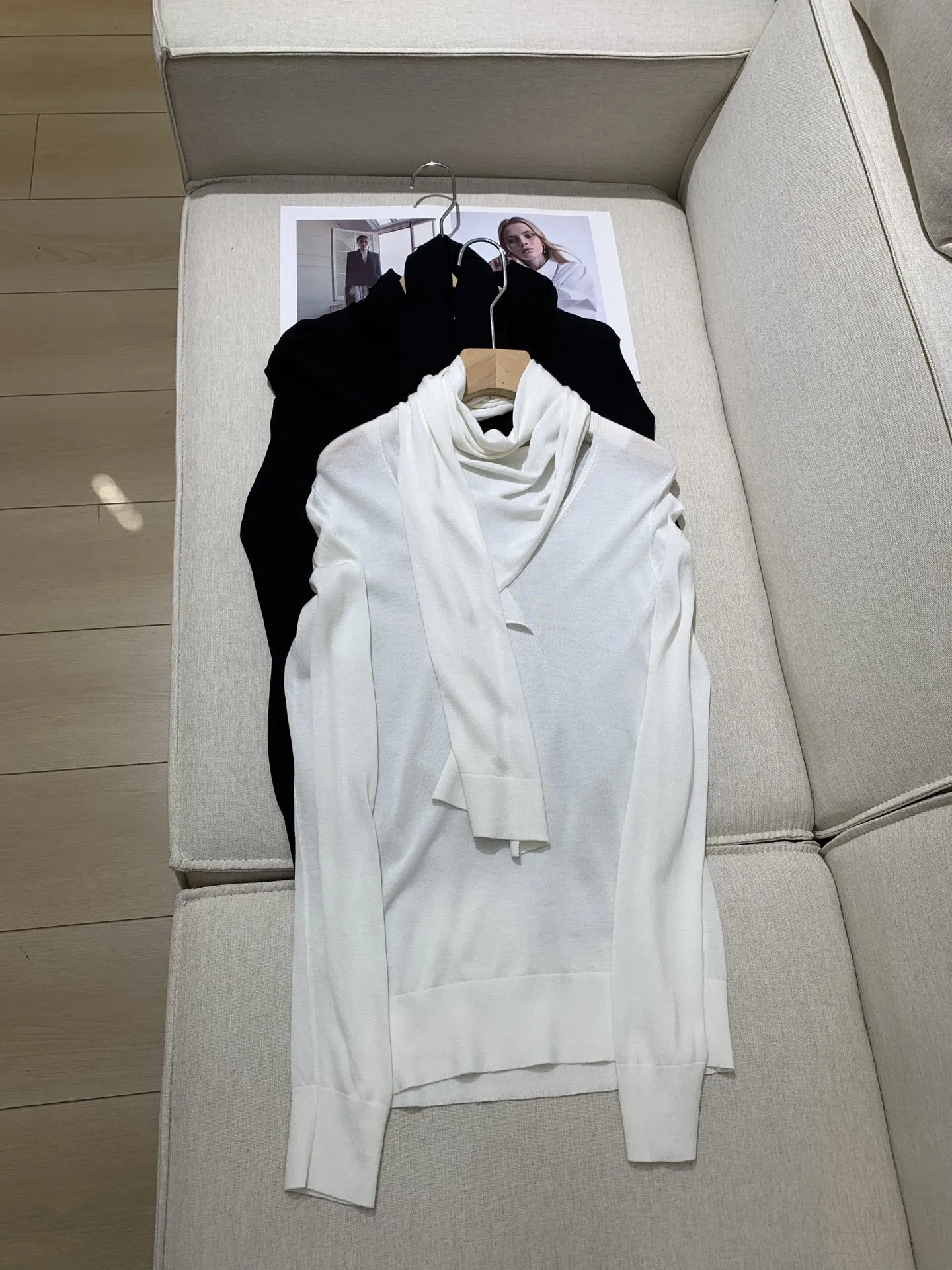 Autumn And Winter New Wool Blended Scarf Collar Thin Slim Fit Knitted Sweater Long Sleeve Tops For Women
Autumn And Winter New Wool Blended Scarf Collar Thin Slim Fit Knitted Sweater Long Sleeve Tops For Women