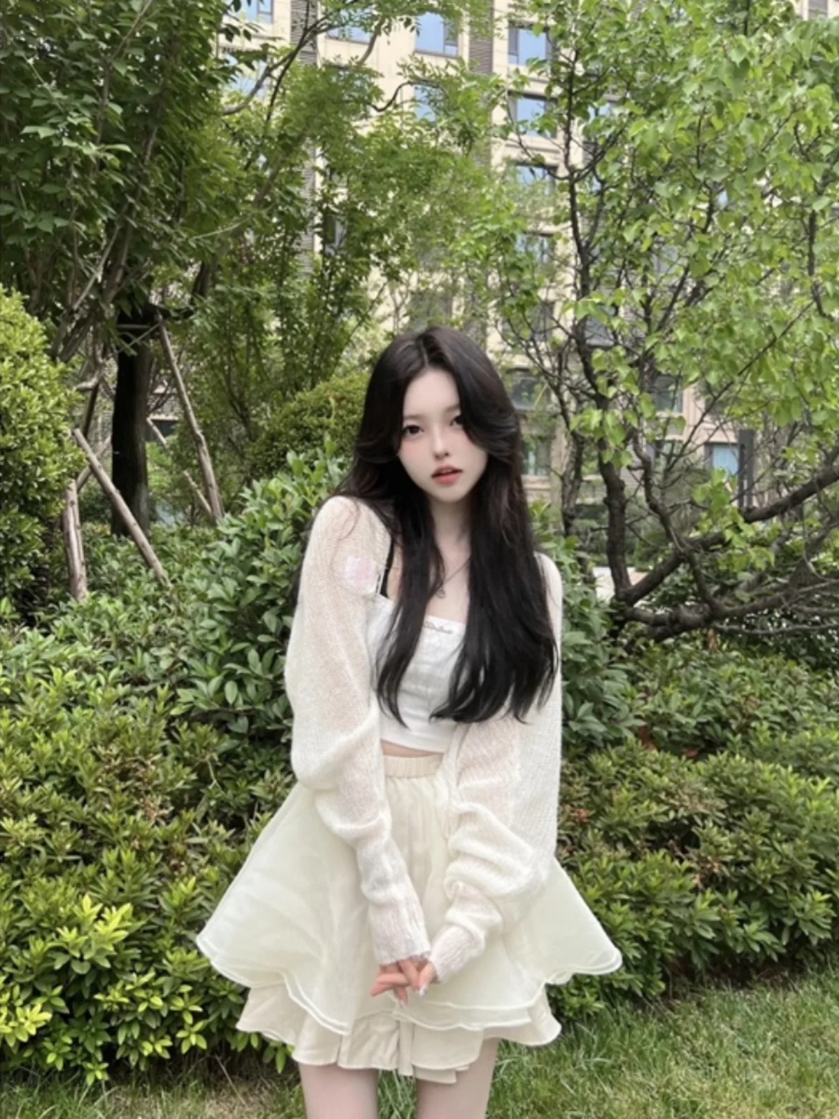 Summer Women's Sweet Style Loose Open Cardigan Strap Knot Half Skirt Three-piece Set Trendy Fashion Korean Version
Summer Women's Sweet Style Loose Open Cardigan Strap Knot Half Skirt Three-piece Set Trendy Fashion Korean Version