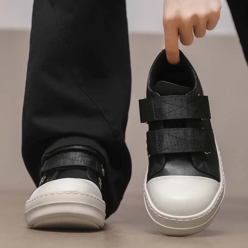 Men's Black Leather Platform Sneakers 6cm Hidden Height Increase Thick Sole Magic Tape Strap Casual Shoes 2026 New Arrival
Men's Black Leather Platform Sneakers 6cm Hidden Height Increase Thick Sole Magic Tape Strap Casual Shoes 2026 New Arrival