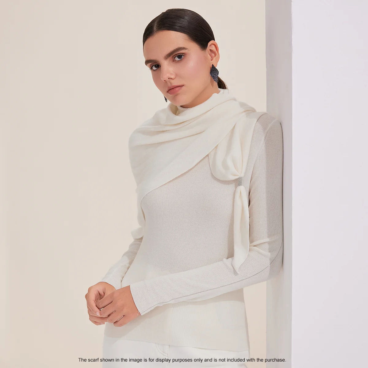 BY3521215 Women's Long-Sleeved Mock Neck Sweater Superfine Merino Wool Fitted Pullover
BY3521215 Women's Long-Sleeved Mock Neck Sweater Superfine Merino Wool Fitted Pullover