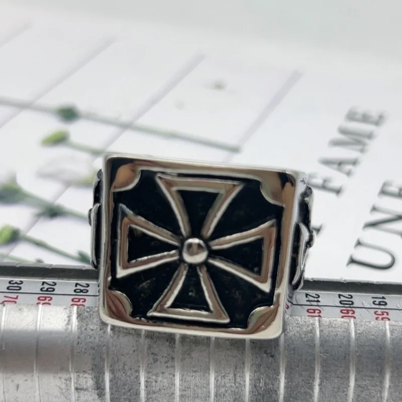 Stainless Steel Iron Cross Signet Ring for Men Vintage Gothic Statement Jewelry Heavy Square Band for Daily Wear and Gifting
Stainless Steel Iron Cross Signet Ring for Men Vintage Gothic Statement Jewelry Heavy Square Band for Daily Wear and Gifting