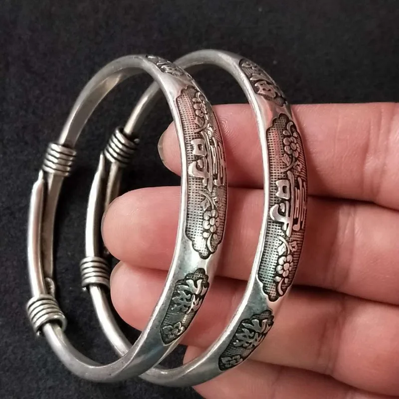 Retro Ethnic Fu Lu Shou Silver Plated Bangle Vintage Blessing Pattern Bracelet Handicraft Jewelry
Retro Ethnic Fu Lu Shou Silver Plated Bangle Vintage Blessing Pattern Bracelet Handicraft Jewelry