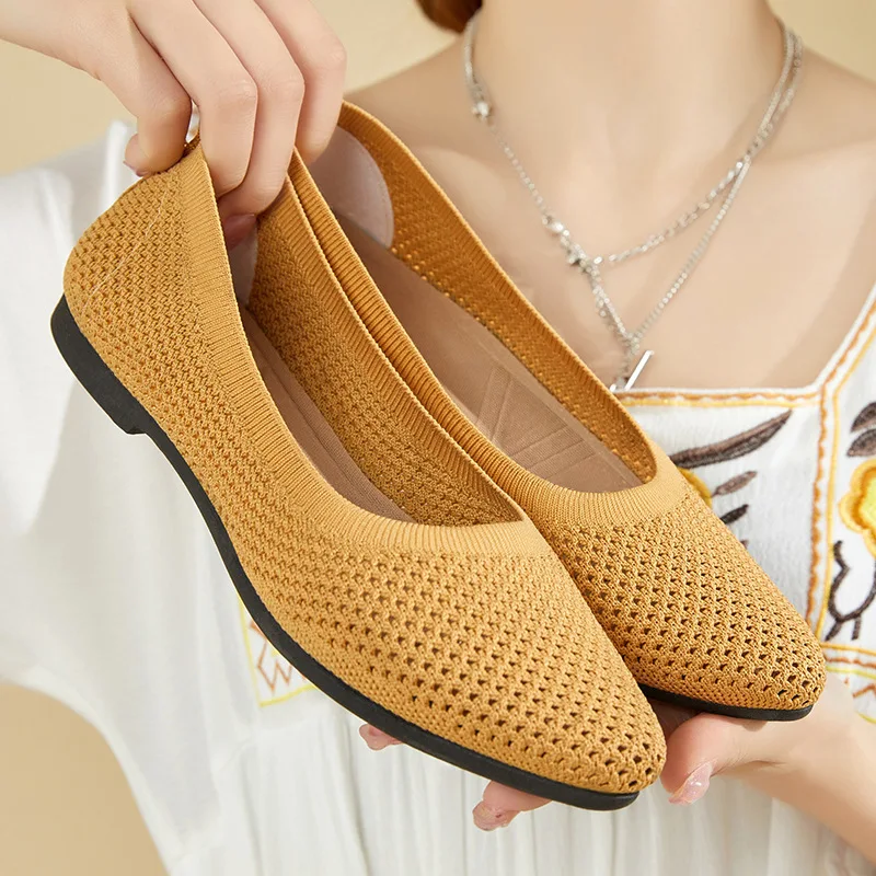Shoes women's summer solid flat bottom women's s casual breathable women's hollow cloth shoes French not tired feet single shoes
Shoes women's summer solid flat bottom women's s casual breathable women's hollow cloth shoes French not tired feet single shoes