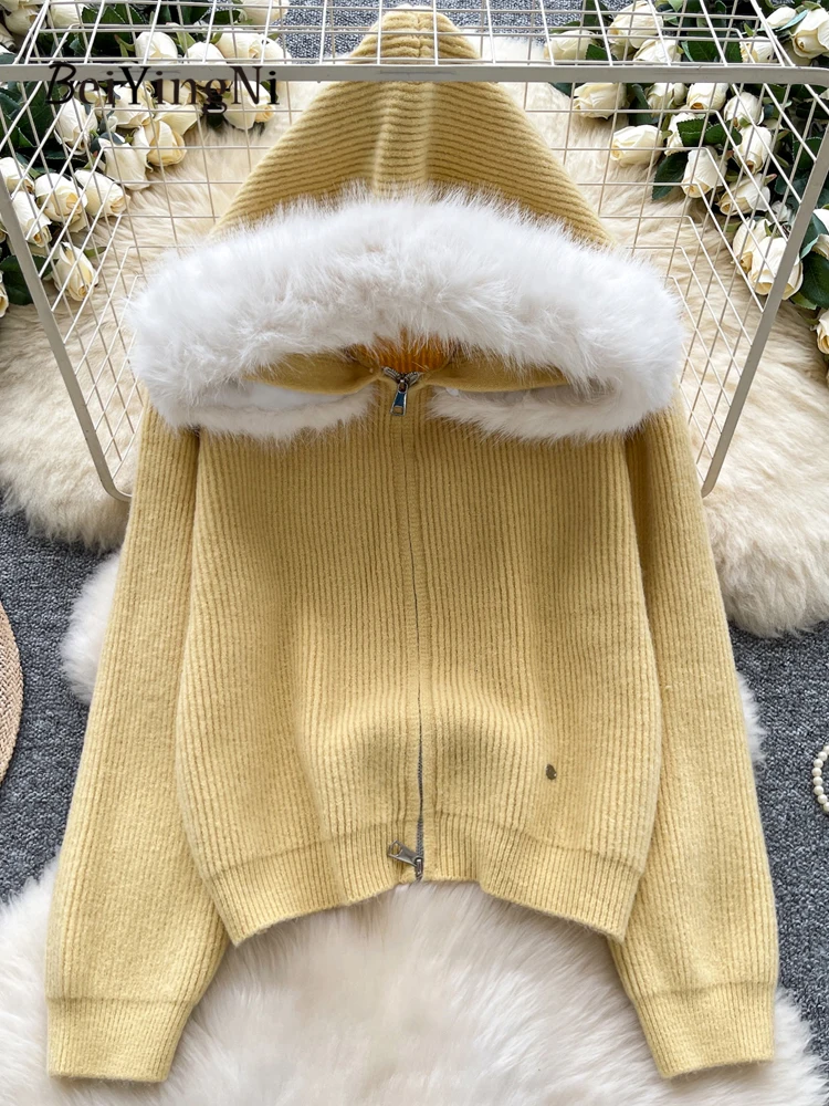 Beiyingni осенне-зимний женский свитер с пушистыми сращенными универсальными молниями, повседневное теплое корейское короткое пальто, женский вязаный кардиган
Beiyingni осенне-зимний женский свитер с пушистыми сращенными универсальными молниями, повседневное теплое корейское короткое пальто, женский вязаный кардиган