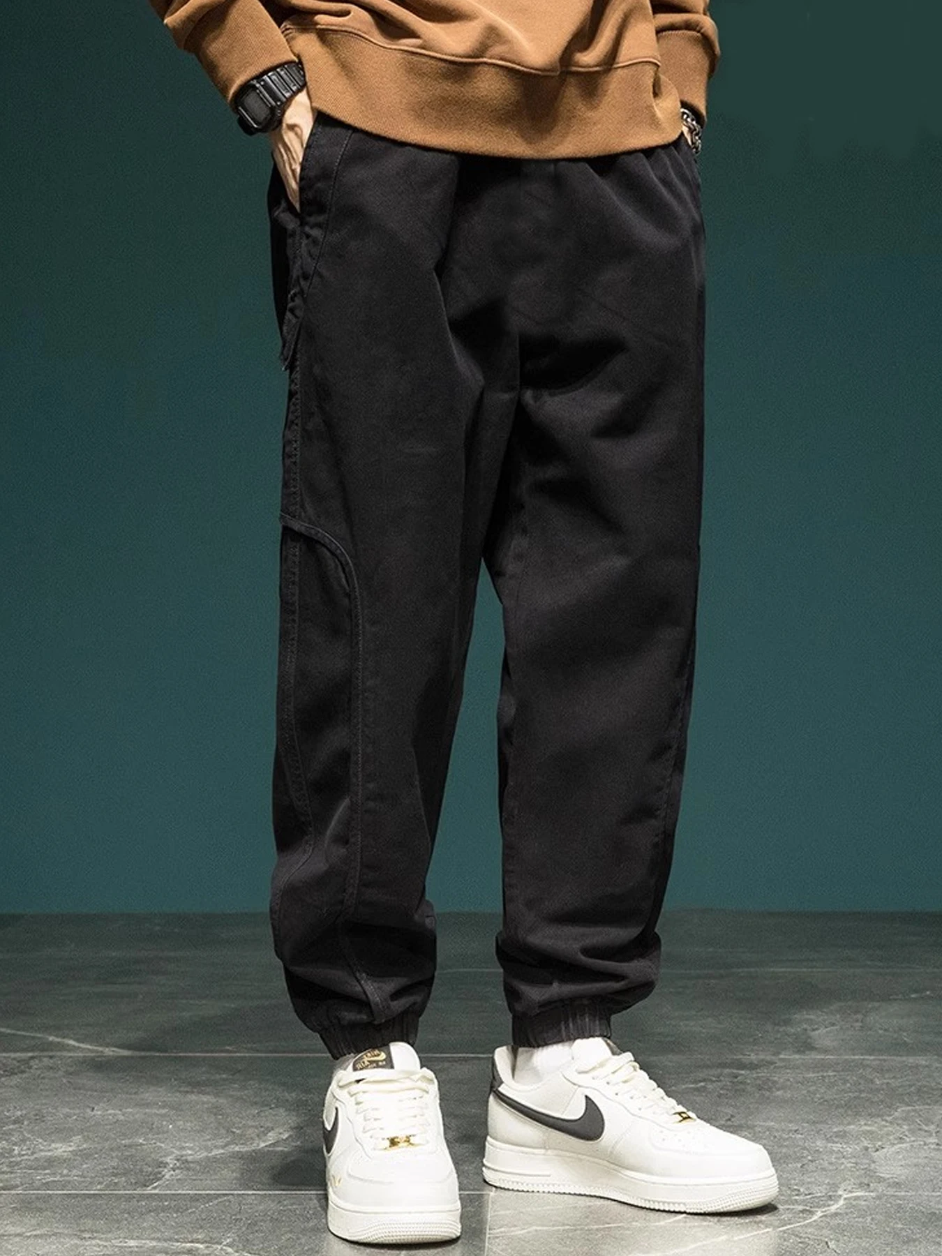 Mens Spring Pocket Overalls New Japanese Trousers Trendy Splicing Design Outdoor Loose Casual Pants Big Size Oversized Trousers
Mens Spring Pocket Overalls New Japanese Trousers Trendy Splicing Design Outdoor Loose Casual Pants Big Size Oversized Trousers