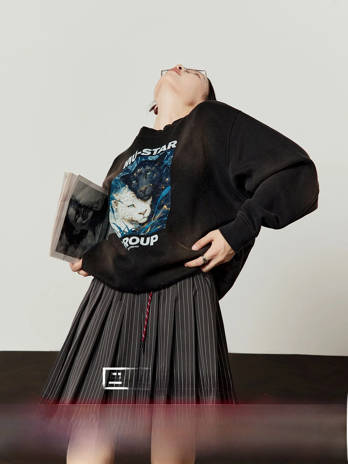 Bla Fce Lined Hoodie Women's Vintage Sle Leopard Print Sweatirt Winter New Arrival Casual Comfortable round Ne Design
Bla Fce Lined Hoodie Women's Vintage Sle Leopard Print Sweatirt Winter New Arrival Casual Comfortable round Ne Design