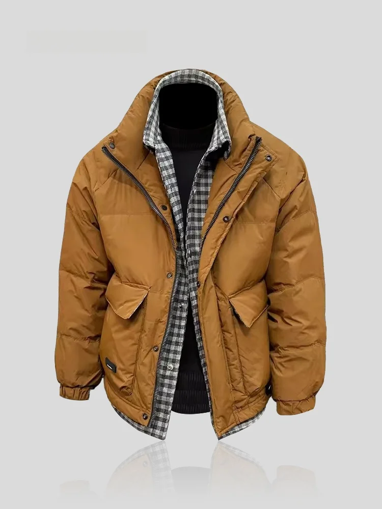 IT Men's Short Thickened down Jacket Stand Collar Fake Two-Piece Style Youth Fashionable Winter Outerwear 2023 New Arrival
IT Men's Short Thickened down Jacket Stand Collar Fake Two-Piece Style Youth Fashionable Winter Outerwear 2023 New Arrival