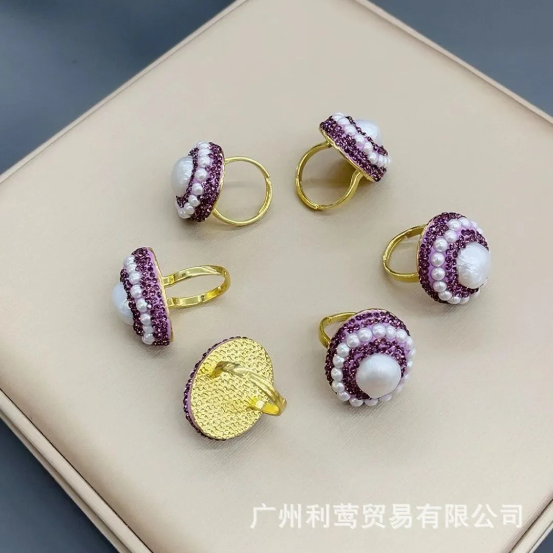 New natural baroque pearl European and American light luxury jewelry fashion ring handmade crystal color retention bracelet ring
New natural baroque pearl European and American light luxury jewelry fashion ring handmade crystal color retention bracelet ring
