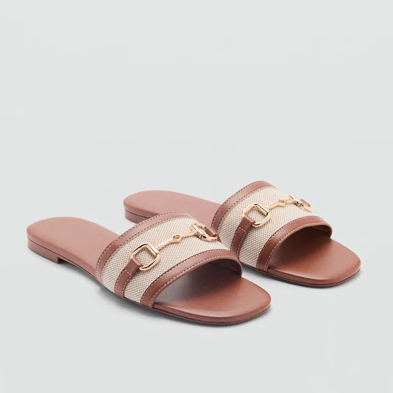 Women's summer slippers 2025 new flat metal buckle sandals flat heel casual versatile color block thong sandals
Women's summer slippers 2025 new flat metal buckle sandals flat heel casual versatile color block thong sandals