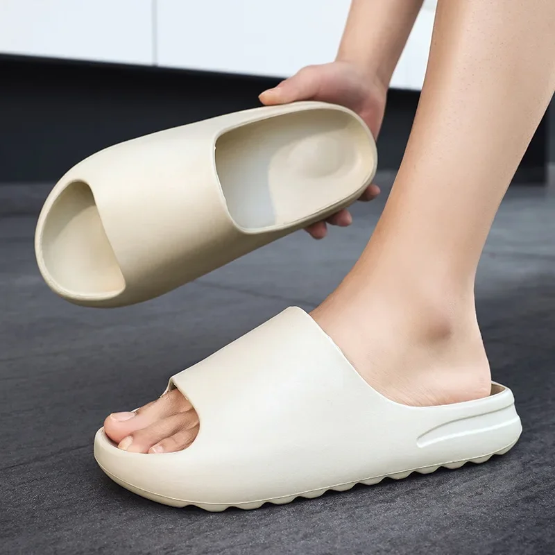 Summer EVA Anti-Slip Men's Slippers Home Thick Bottom Slippers Comfortable Lightweight Indoor Outdoor House Slippers
Summer EVA Anti-Slip Men's Slippers Home Thick Bottom Slippers Comfortable Lightweight Indoor Outdoor House Slippers
