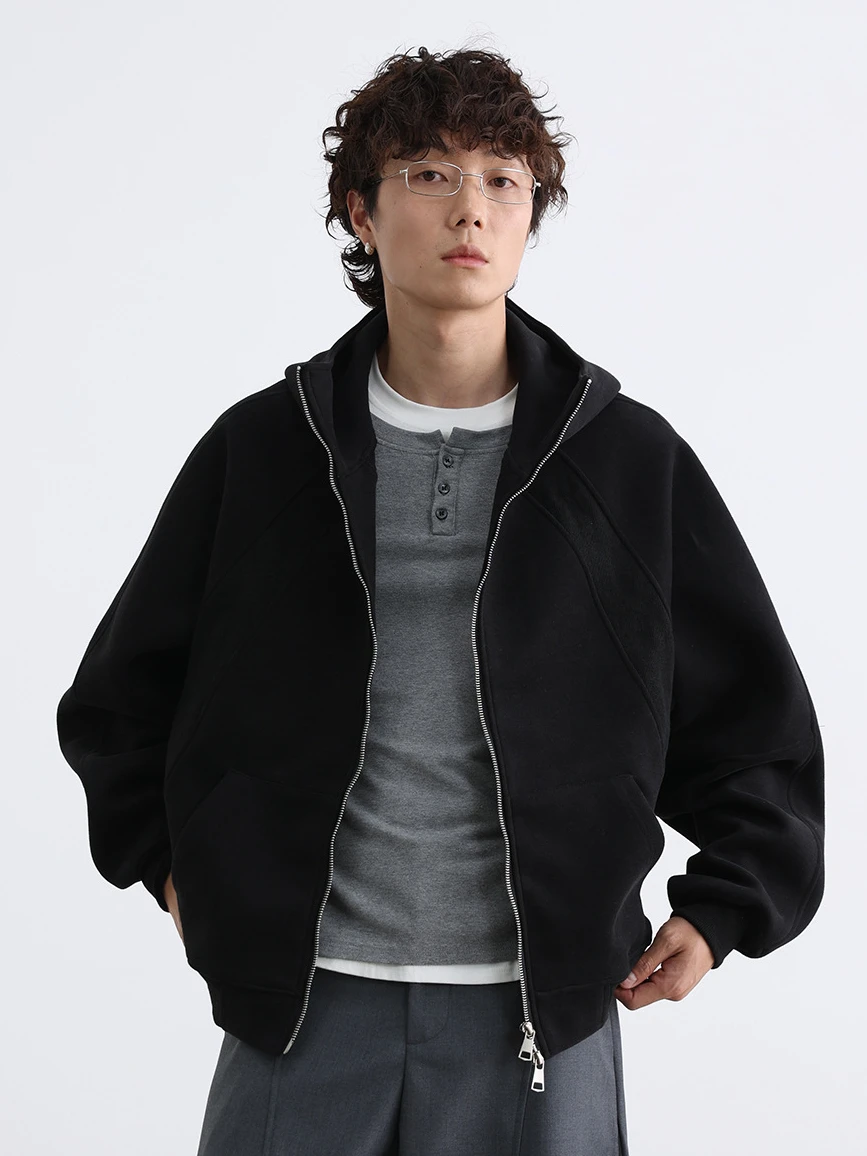 Мужская толстовка свободного кроя с ветрозащитным воротником, в японском стиле, с лоскутным дизайном, новинка весенней коллекции, повседневная верхняя одежда
Мужская толстовка свободного кроя с ветрозащитным воротником, в японском стиле, с лоскутным дизайном, новинка весенней коллекции, повседневная верхняя одежда