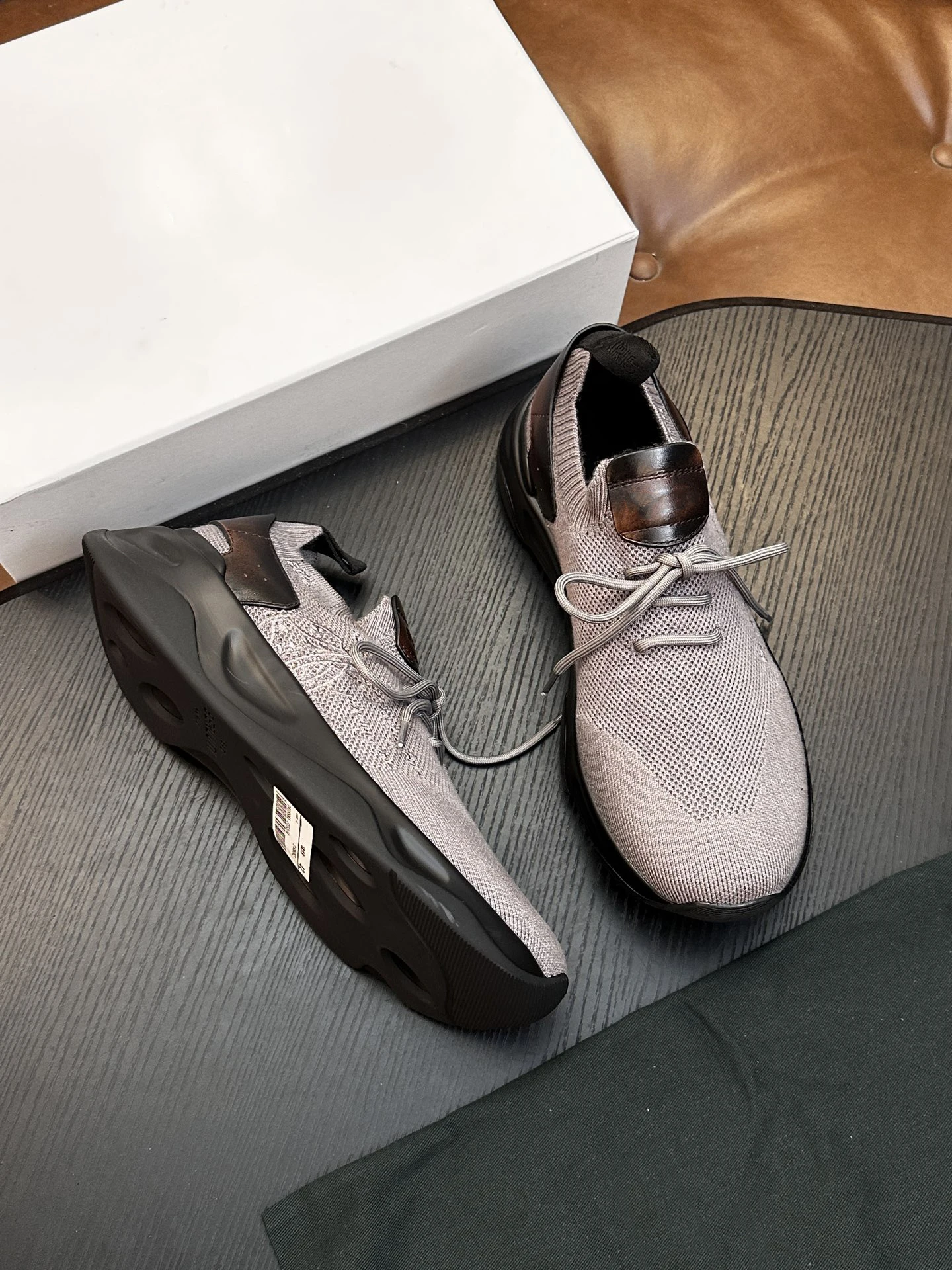 BLSK CPRT Shoes Cowhide 2026 new Sneakers Sports Knitted genuine leather embroidery comfortable Men‘s European big size 38-46
BLSK CPRT Shoes Cowhide 2026 new Sneakers Sports Knitted genuine leather embroidery comfortable Men‘s European big size 38-46