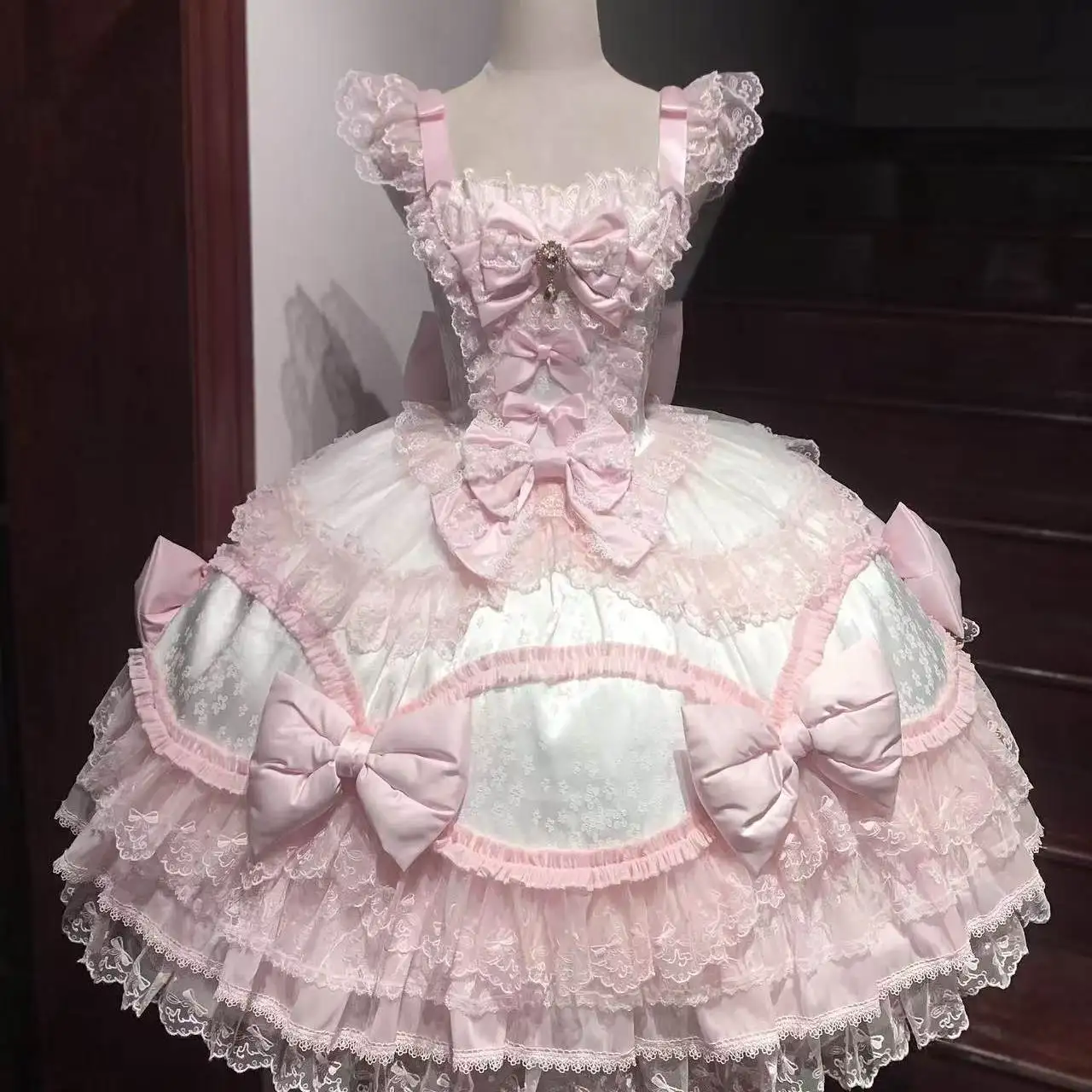 Pink Sweet Lolita Jsk Dress Doll Style With Lace & Big Bow Tiered Puffy Ball Gown Japanese Sweet Lolita Girl Dress
Pink Sweet Lolita Jsk Dress Doll Style With Lace & Big Bow Tiered Puffy Ball Gown Japanese Sweet Lolita Girl Dress
