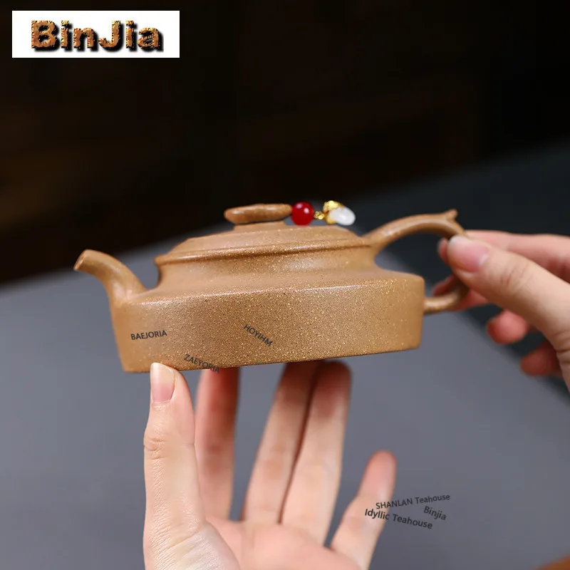 200ml Retro Yixing Purple Clay Teapots Handmade Huanting Pot Raw Ore Five Colours Section Mud Kettle Zisha Tea Set Ornaments
200ml Retro Yixing Purple Clay Teapots Handmade Huanting Pot Raw Ore Five Colours Section Mud Kettle Zisha Tea Set Ornaments