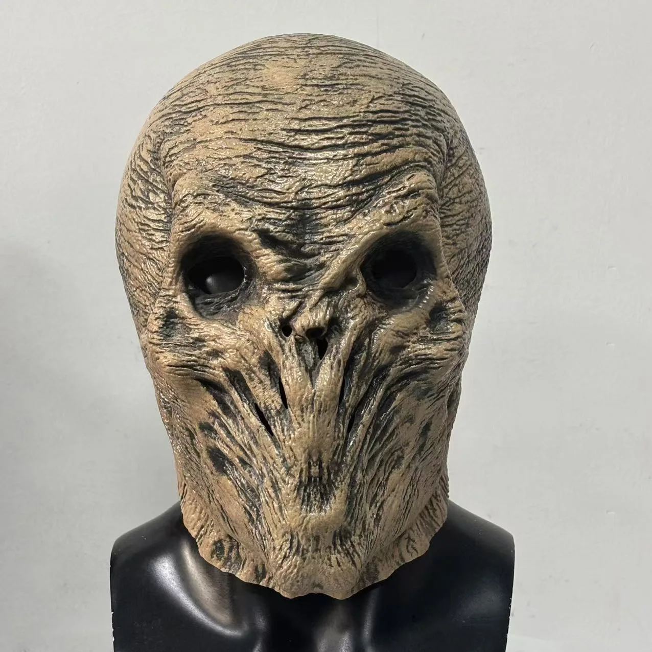 Fun Costumes Scary Mask - Latex Full Head Horror Mask for Halloween Parties, Haunted House's & Cosplay
Fun Costumes Scary Mask - Latex Full Head Horror Mask for Halloween Parties, Haunted House's & Cosplay