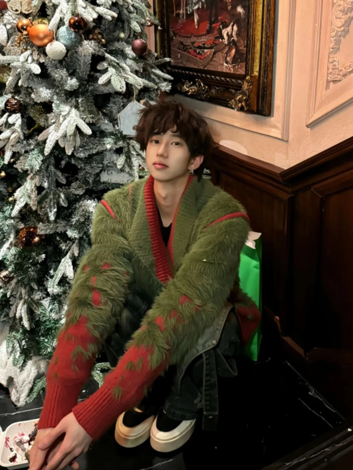 een V-Ne Knitted Sweater Men's Winter Cisas Faion Nappa Fake Fur High-End Feeling Cleanfit Sweater Coat Casual Loos...
een V-Ne Knitted Sweater Men's Winter Cisas Faion Nappa Fake Fur High-End Feeling Cleanfit Sweater Coat Casual Loos...