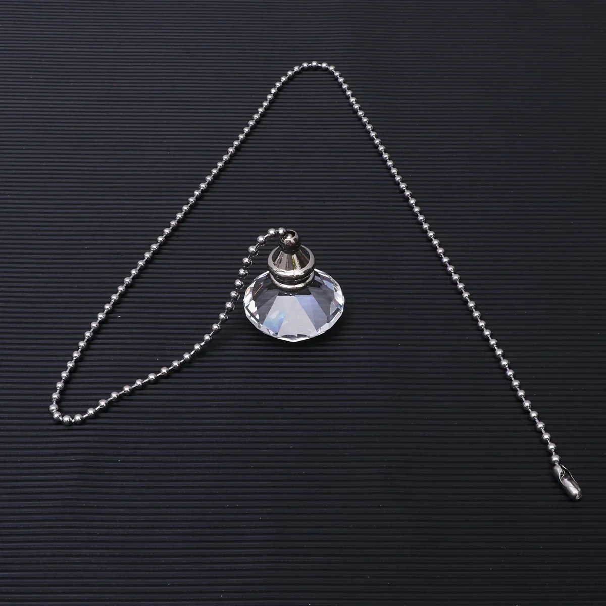 2 Pcs Diamond Pendant Christmas Hanging Ornament Fashion Crystal Fan Stylish House Decor
2 Pcs Diamond Pendant Christmas Hanging Ornament Fashion Crystal Fan Stylish House Decor