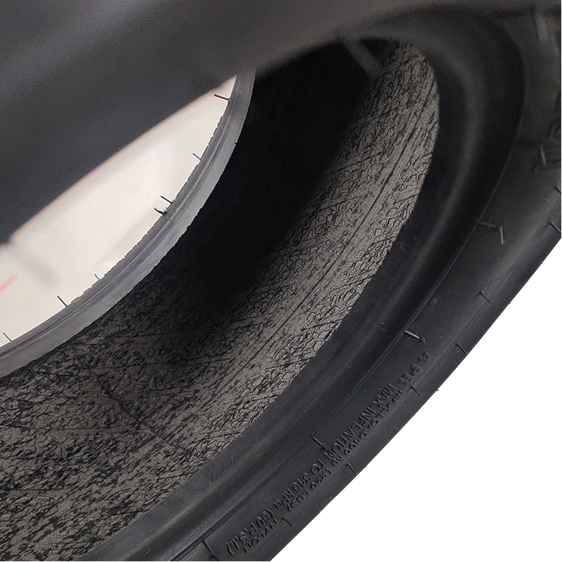NEW 12x4.50-6.5 12 inch tubeless tires for electric scooters, suitable for front and rear tire accessories of electric scooters
NEW 12x4.50-6.5 12 inch tubeless tires for electric scooters, suitable for front and rear tire accessories of electric scooters