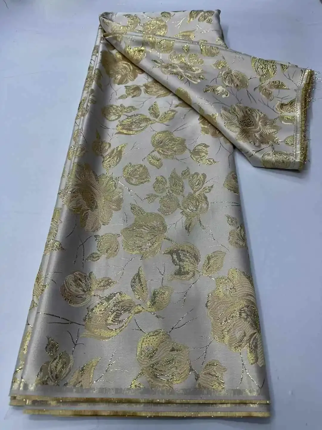 Organza Embroidery Pure Party African Brocade Jacquard French Fabric Material Dresses for Women Dresses Clothes 5 Yards SZ106
Organza Embroidery Pure Party African Brocade Jacquard French Fabric Material Dresses for Women Dresses Clothes 5 Yards SZ106