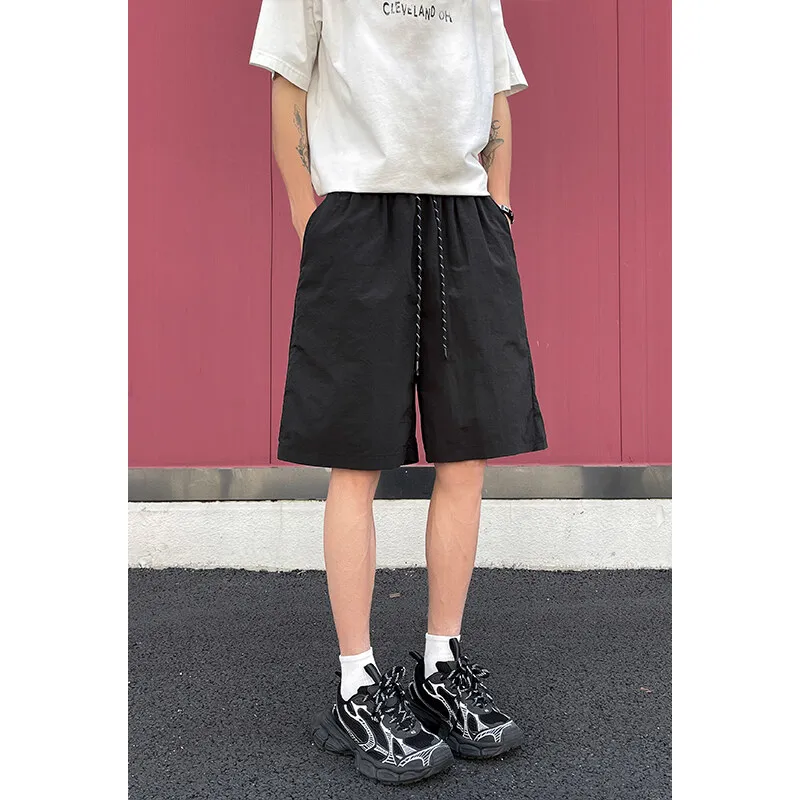 LAPPSTER летние мужские черные спортивные шорты для бега в тренажерном зале, быстросохнущие дышащие пляжные шорты для фитнеса, бега, крутая повседневная спортивная одежда
LAPPSTER летние мужские черные спортивные шорты для бега в тренажерном зале, быстросохнущие дышащие пляжные шорты для фитнеса, бега, крутая повседневная спортивная одежда