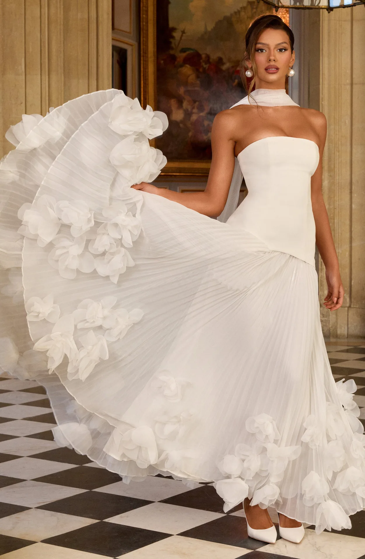 Elegant White A-Line Wedding Dress Strapless Sleeveless 3D Flower Hem Lace Up A Line Maxi Dresses Brides Formal Evening Gowns
Elegant White A-Line Wedding Dress Strapless Sleeveless 3D Flower Hem Lace Up A Line Maxi Dresses Brides Formal Evening Gowns