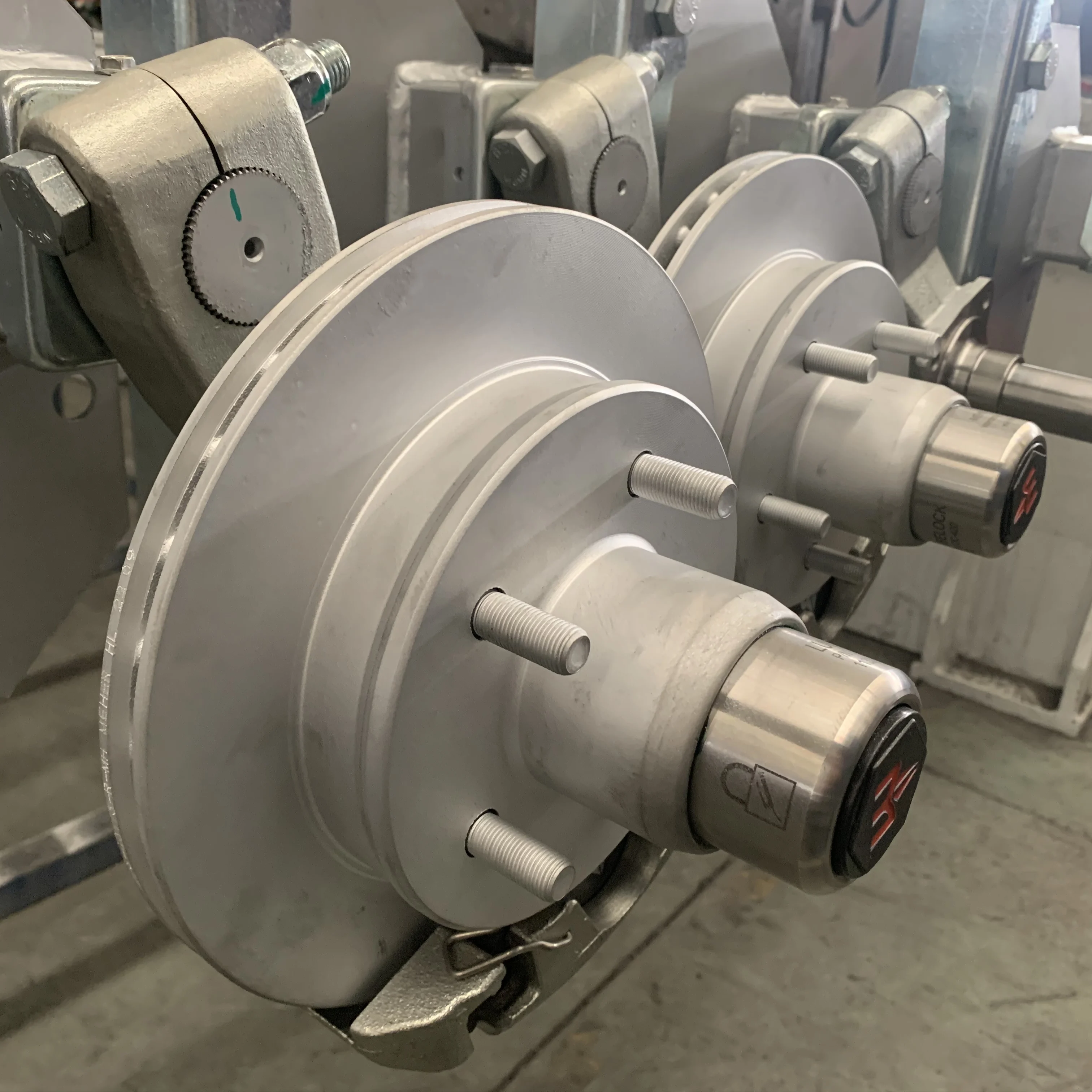 Splined Hydraulic Disc Brake Torque Shaft Axle Assembly 4200lbs Torsion Axle
Splined Hydraulic Disc Brake Torque Shaft Axle Assembly 4200lbs Torsion Axle