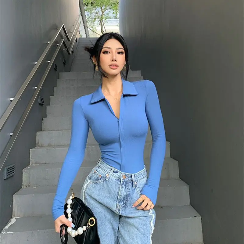 V-neck long-sleeved T-shirt women's spring new slim-fit lapel half-zipper one-piece top
V-neck long-sleeved T-shirt women's spring new slim-fit lapel half-zipper one-piece top