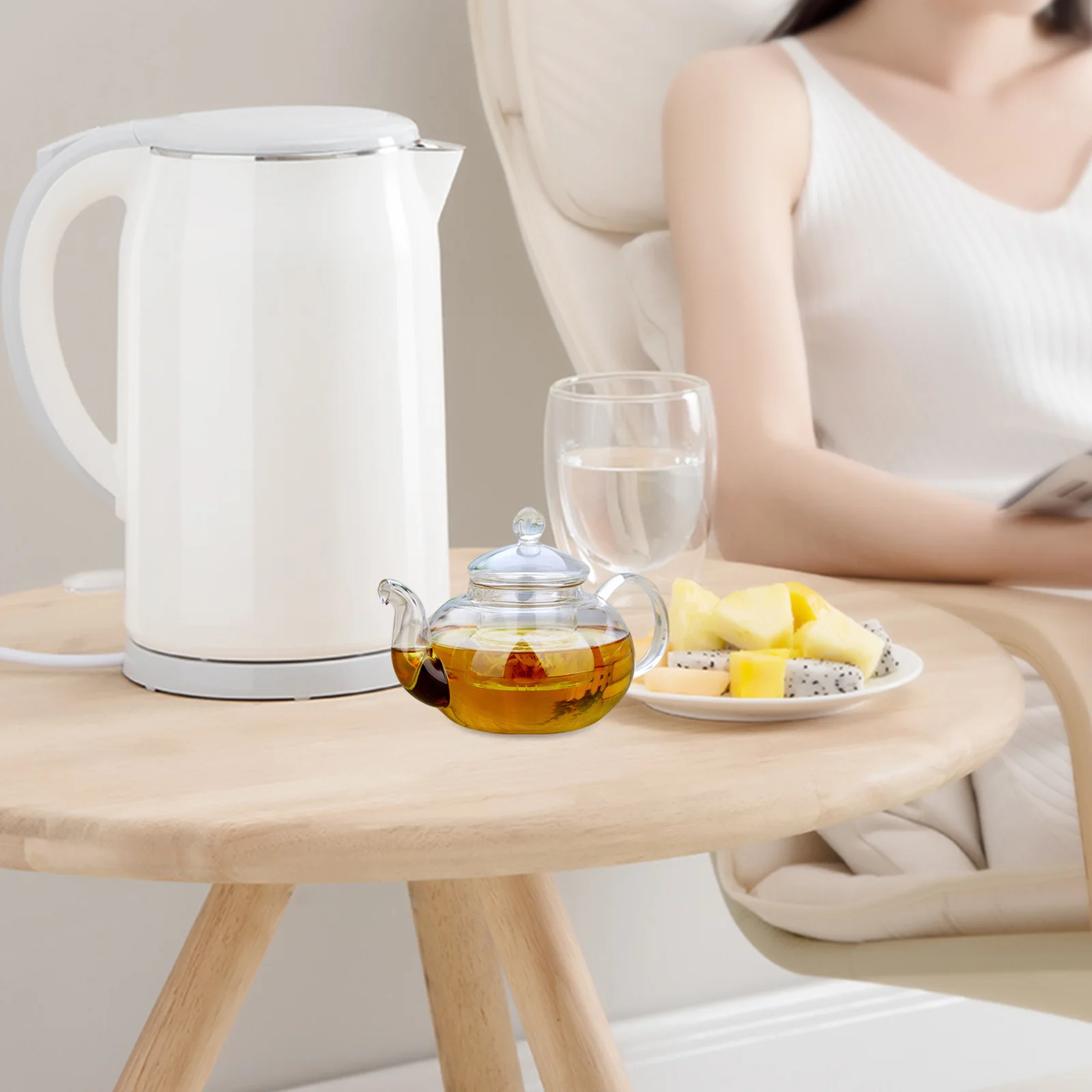 Heat Resistant Glass Teapot Household Stovetop Kettle Smooth Spout Easy Use for Tea Steeping and Boiling Glass Teapot
Heat Resistant Glass Teapot Household Stovetop Kettle Smooth Spout Easy Use for Tea Steeping and Boiling Glass Teapot