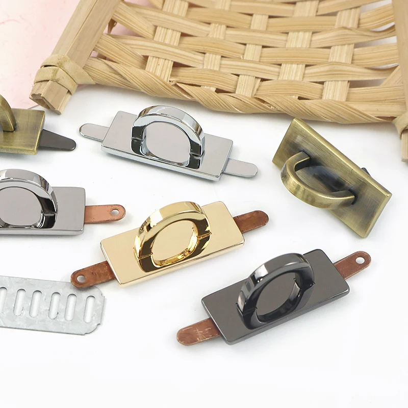 4/10Pcs Meetee 10mm Metal Arch Bridge Buckle Handbag Strap Connector Hook Hanging Side Clip Buckles DIY Accessories for Handbags
4/10Pcs Meetee 10mm Metal Arch Bridge Buckle Handbag Strap Connector Hook Hanging Side Clip Buckles DIY Accessories for Handbags