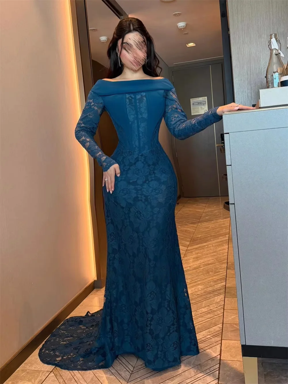 Blue Lace Long Sleeves Bespoke Occasion Gown Evening Dresses Pastrol Unisex Jersey Retro Dubai Saudi Arabic Prom Customized
Blue Lace Long Sleeves Bespoke Occasion Gown Evening Dresses Pastrol Unisex Jersey Retro Dubai Saudi Arabic Prom Customized