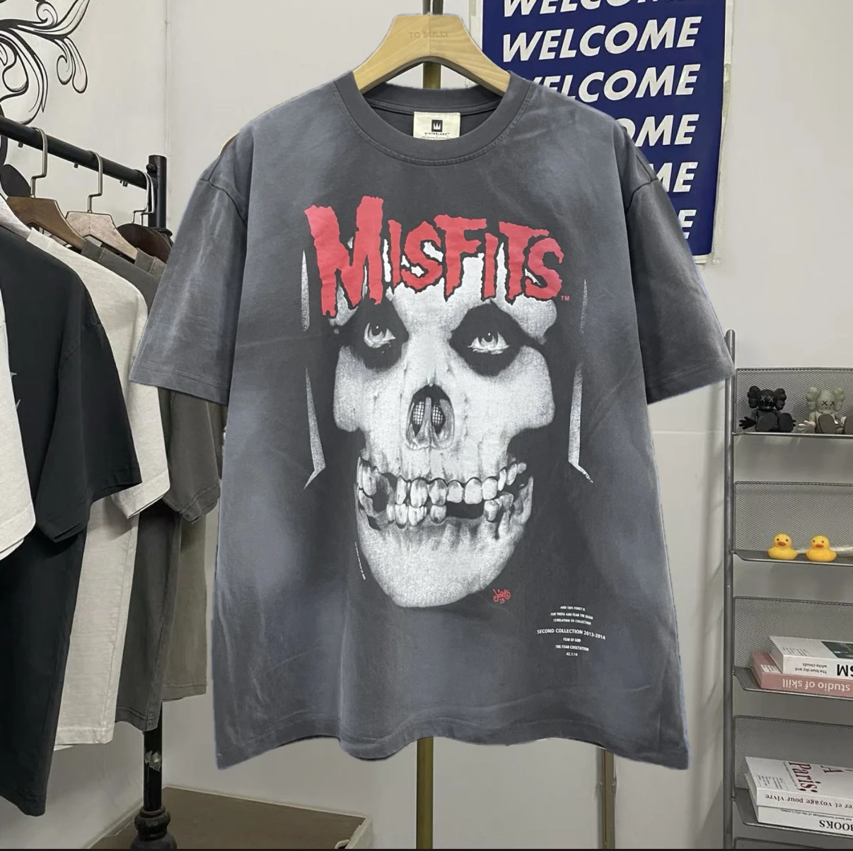 Винтажная футболка Prs Made в стиле Misfits, рок/хэви-метал, с эффектом потертости, с коротким рукавом, молодежная, свободного кроя, с креативным принтом.
Винтажная футболка Prs Made в стиле Misfits, рок/хэви-метал, с эффектом потертости, с коротким рукавом, молодежная, свободного кроя, с креативным принтом.