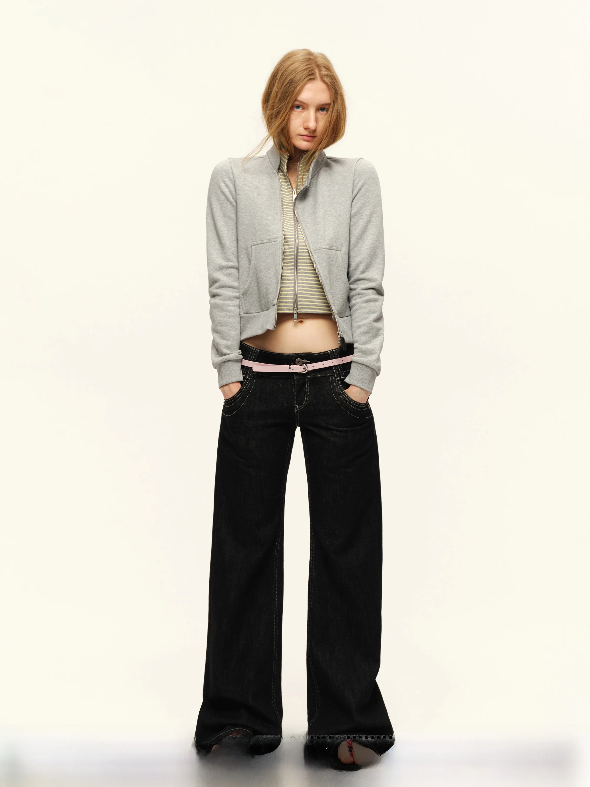 American Style Retro Straight Leg Ultra Low Waist Original Blue Jeans Women Summer Black Loose Fit Trousers Cotton Zipper
American Style Retro Straight Leg Ultra Low Waist Original Blue Jeans Women Summer Black Loose Fit Trousers Cotton Zipper