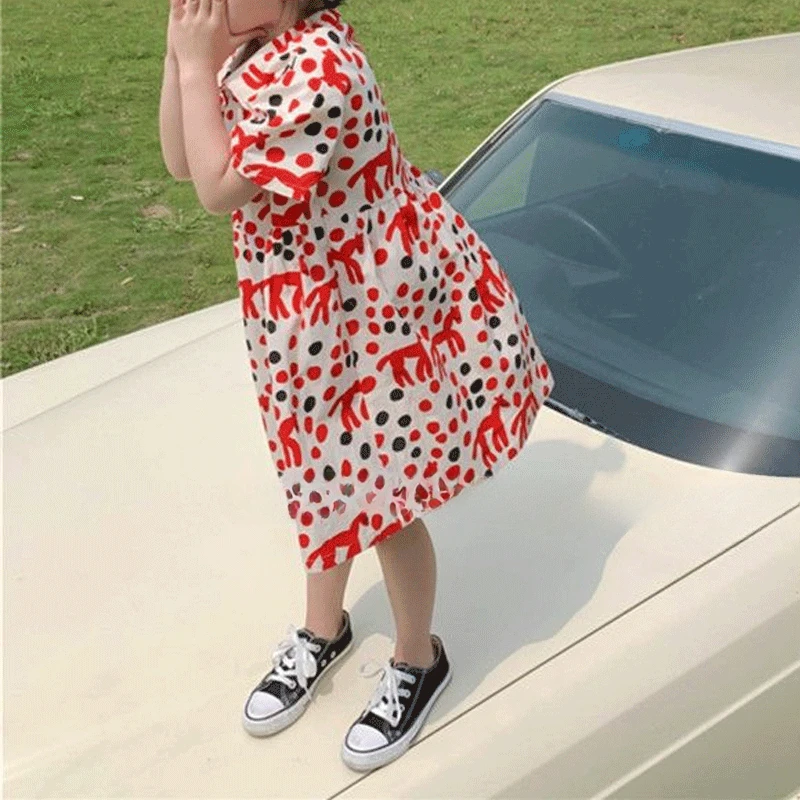 Summer Short-sleeved Girls' Dress Polka Dot Floral Children's Casual Stitching Single-breasted Standing Collar Fashion Princess
Summer Short-sleeved Girls' Dress Polka Dot Floral Children's Casual Stitching Single-breasted Standing Collar Fashion Princess