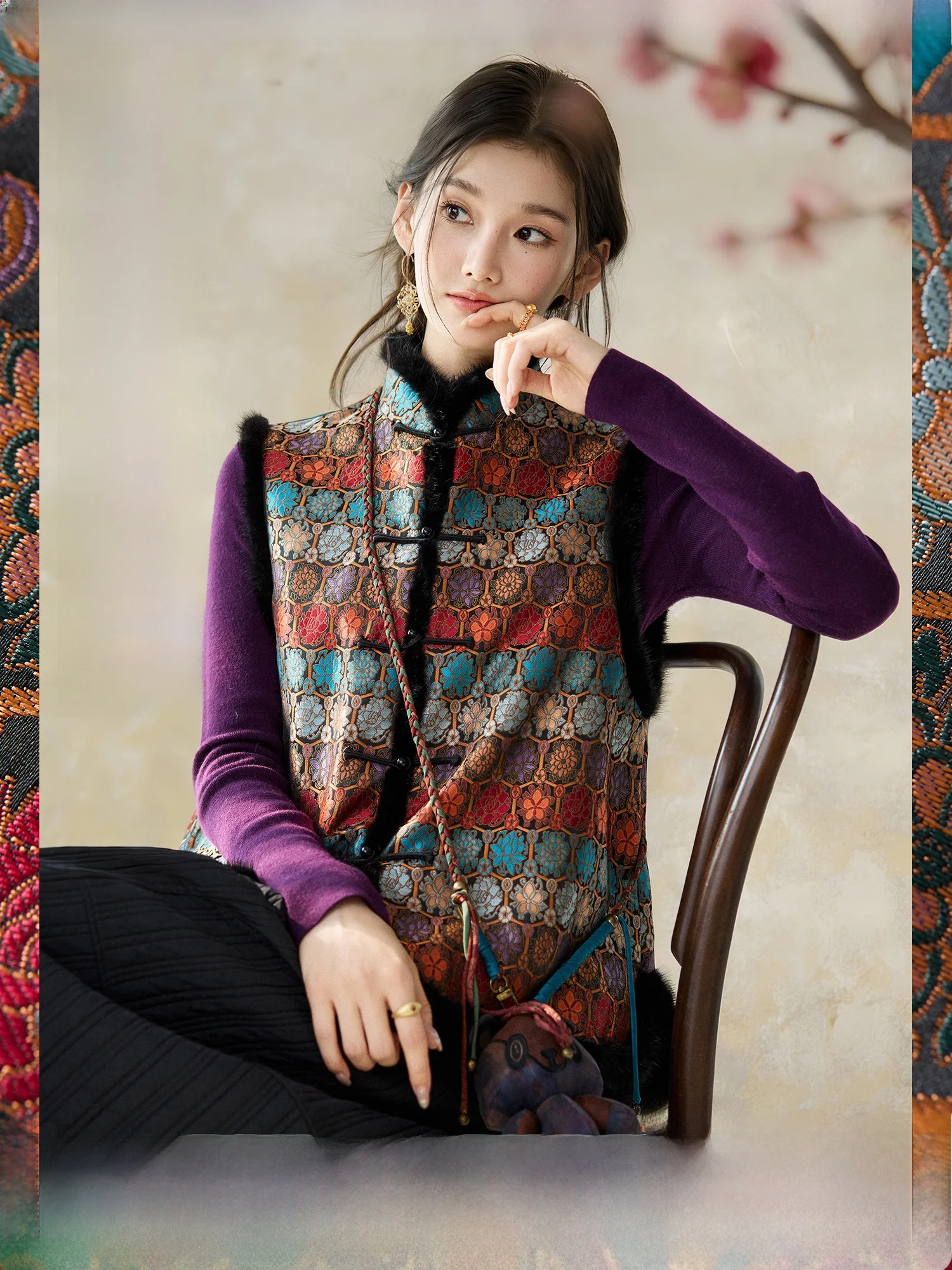 New Chinese Style Lotus Pattern Silk Mink Vest National Trend Cotton Jacket NAGUAGU Simple Commute Stand Collar Thickened
New Chinese Style Lotus Pattern Silk Mink Vest National Trend Cotton Jacket NAGUAGU Simple Commute Stand Collar Thickened