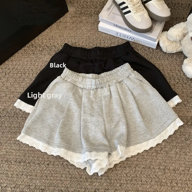 Женские летние повседневные брюки с высокой талией и широкими штанинами, спортивные брюки с кружевными вставками, корейский стиль, свободный крой, для повседневной носки
Женские летние повседневные брюки с высокой талией и широкими штанинами, спортивные брюки с кружевными вставками, корейский стиль, свободный крой, для повседневной носки