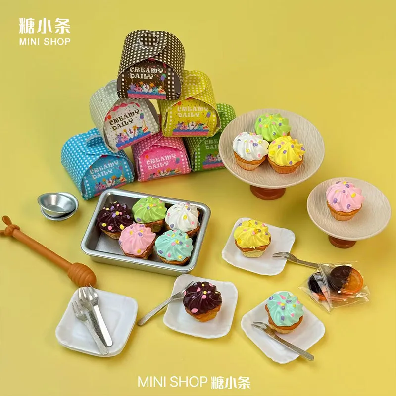 1/6 1/12 Doll House Mini Model Furniture Accessories Cupcake Plate Metal Fork Bjd Ob11 Gsc Blyth Soldier Lol Sence Photo Prop
1/6 1/12 Doll House Mini Model Furniture Accessories Cupcake Plate Metal Fork Bjd Ob11 Gsc Blyth Soldier Lol Sence Photo Prop