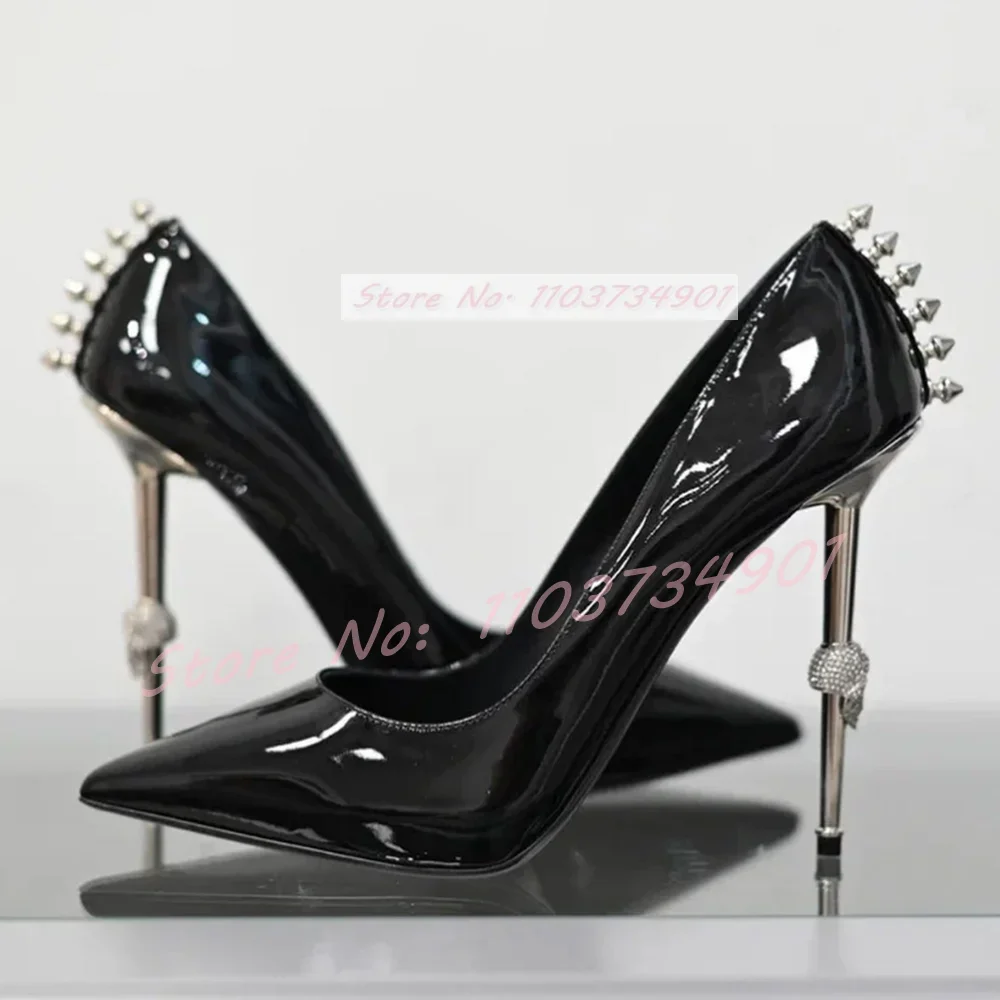 Туфли-лодочки женские с заостренным носком, блестящие кожаные туфли на шпильке, серебристые, с металлическими заклепками, на странном каблуке, пикантные модные туфли-лодочки в стиле панк
Туфли-лодочки женские с заостренным носком, блестящие кожаные туфли на шпильке, серебристые, с металлическими заклепками, на странном каблуке, пикантные модные туфли-лодочки в стиле панк