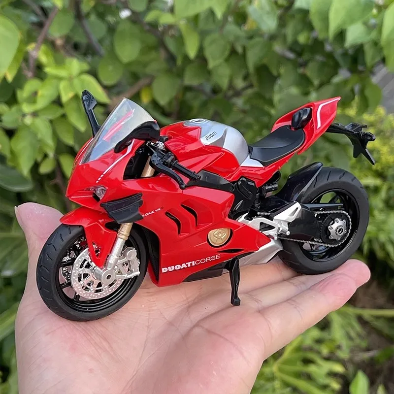 1:12 Panigale V4S Alloy Diecast Motorcycle Toy Car Model Metal car Body Sound Light Birthday Christmas Gift Children
1:12 Panigale V4S Alloy Diecast Motorcycle Toy Car Model Metal car Body Sound Light Birthday Christmas Gift Children