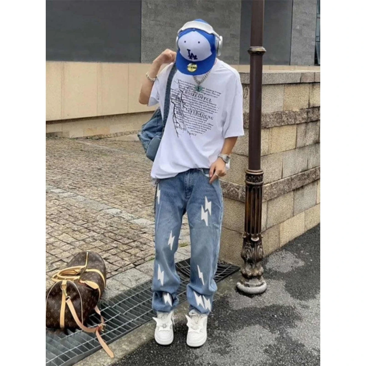 Men's Hiphop Lightning Print Jeans Straight Leg Bell Bottoms mid Waist Cotton Polyester Blend Casual Straight Cut Denim
Men's Hiphop Lightning Print Jeans Straight Leg Bell Bottoms mid Waist Cotton Polyester Blend Casual Straight Cut Denim