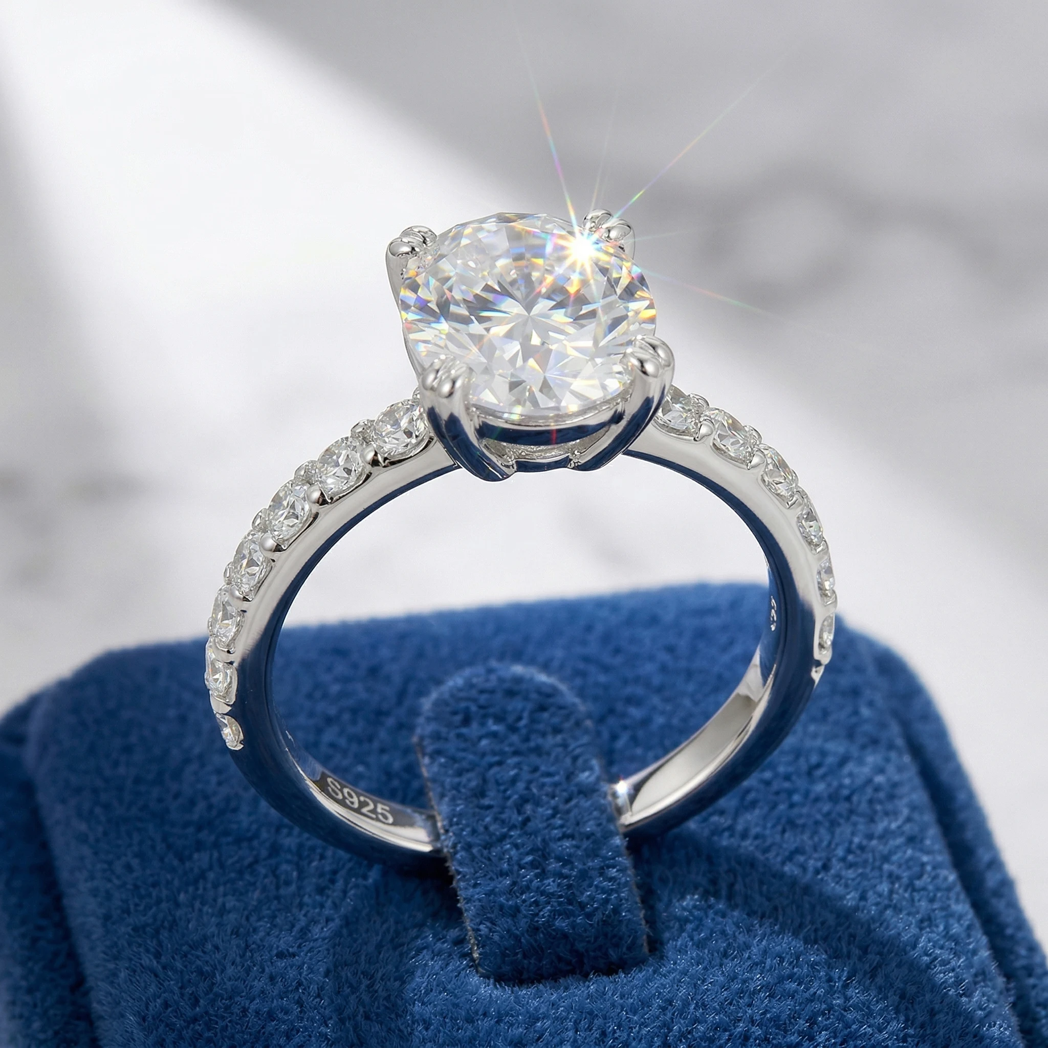 Oval Moissanite Ring, 925 Sterling Silver, D Color VVS1, 3 Carat, Engagement Luxury Jewelry, Women's, Pass Diamond Tester
Oval Moissanite Ring, 925 Sterling Silver, D Color VVS1, 3 Carat, Engagement Luxury Jewelry, Women's, Pass Diamond Tester